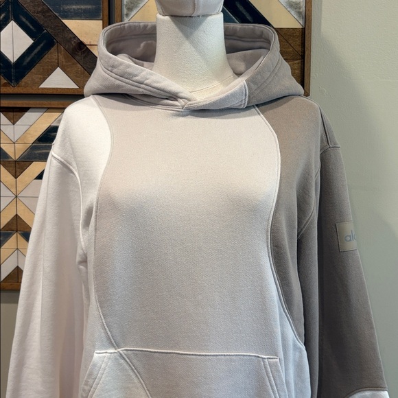 ALO Yoga Make Waves Hoodie in Ivory/Bone/Gravel size XXS EUC - Picture 3 of 12